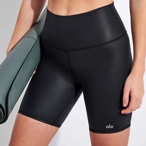 All high waist biker short